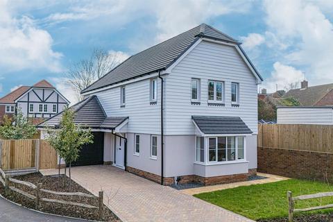 4 bedroom detached house for sale, Ironlatch Avenue, St. Leonards-On-Sea