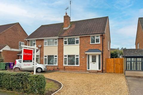 3 bedroom semi-detached house for sale, Windsor Gardens, Castlecroft, WV3