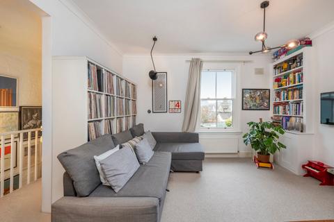 67b Reverdy Road, London, SE1 5QD