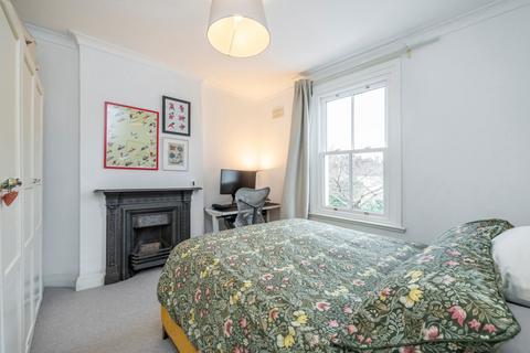 67b Reverdy Road, London, SE1 5QD