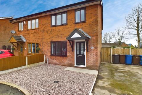 3 bedroom semi-detached house to rent, Shakespeare Grove, Wigan, WN3