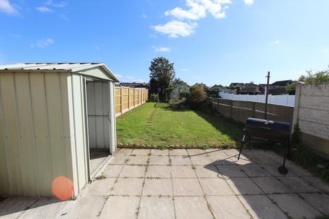 3 bedroom semi-detached house to rent, Mansfield, Nottinghamshire NG19