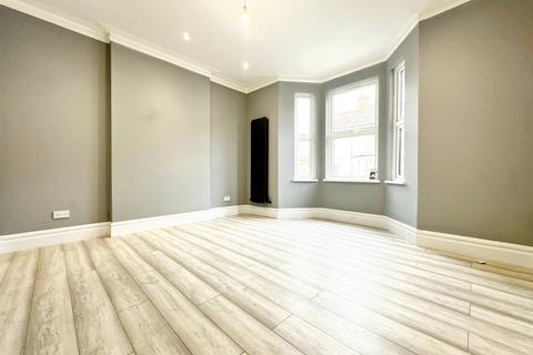 5 bedroom detached house for sale, Temple Road, Hounslow TW3