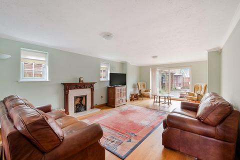 5 bedroom link detached house for sale, Heathcote, Tadworth KT20