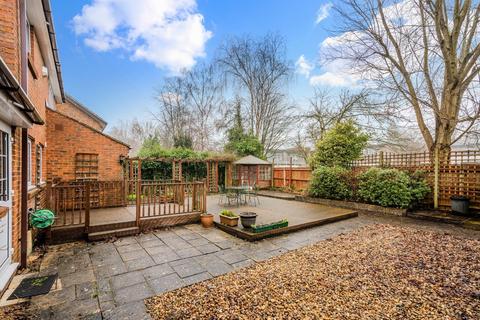 5 bedroom link detached house for sale, Heathcote, Tadworth KT20