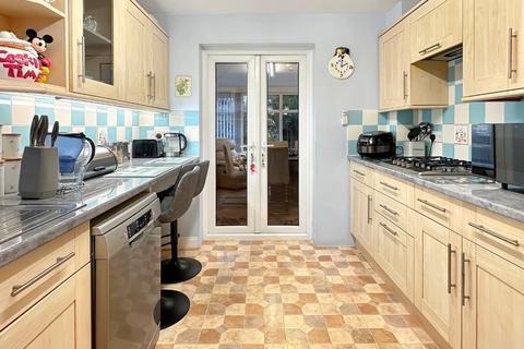 14 Glebe Road, Waterbeach, Cambridge, CB25 9RJ
