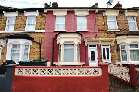 3 bedroom terraced house to rent, Birkbeck Road, Tottenham, London, N17