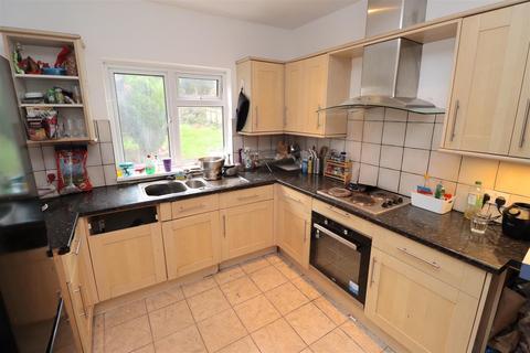 4 bedroom detached house to rent, Brookside Road, Golders Green, NW11