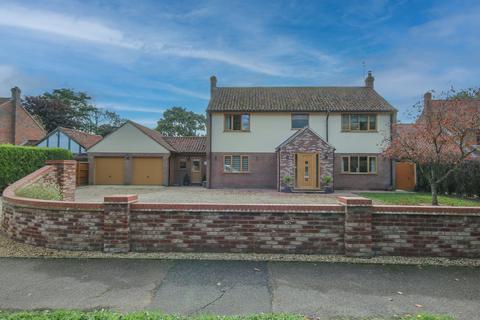 4 bedroom detached house for sale, Lynn Road, Grimston, PE32