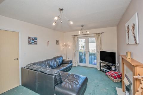 2 bedroom flat for sale, Dunstan Grove, Cleckheaton, West Yorkshire, BD19