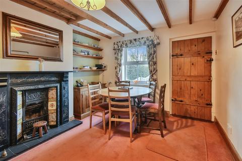 3 bedroom cottage for sale, York Road, Elvington