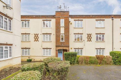 2 bedroom flat for sale, Goldsmith Avenue, London NW9