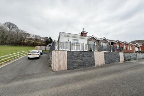 2 bedroom bungalow for sale, Sawel Court, Hendy