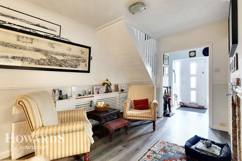 400 Beccles Road, Carlton Colville, Lowestoft, NR33 8HN