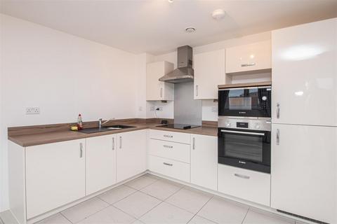 undefined, Hindhead Knoll, Milton Keynes MK7