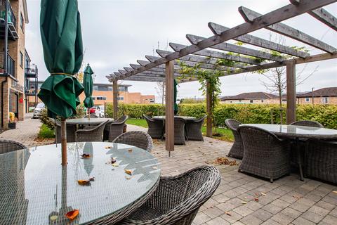 undefined, Hindhead Knoll, Milton Keynes MK7