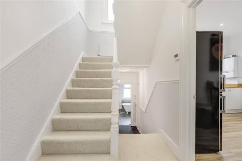 2 bedroom terraced house to rent, Abbeville Road, Clapham, London, SW4