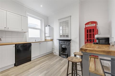 2 bedroom terraced house to rent, Abbeville Road, Clapham, London, SW4