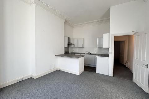 1 bedroom flat to rent, Whitefield Terrace, Devon PL4