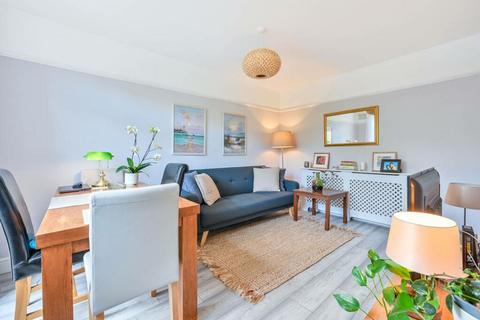 undefined, Garth Road, Morden SM4