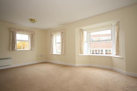 2 bedroom flat for sale, Oriental Road, Woking GU22