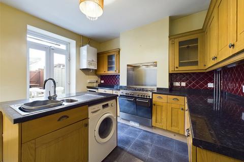 3 bedroom end of terrace house to rent, North Street, Bristol BS16