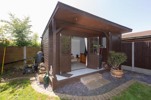 5 Barley Close, Herne Bay, CT6 7XG