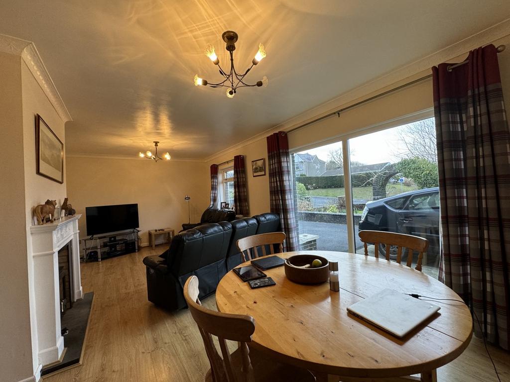 Living/Dining Room