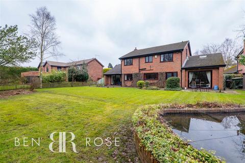 4 bedroom detached house for sale, Nixon's Court, Leyland