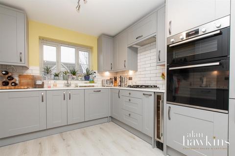 20 Windmill Road, Royal Wootton Bassett, Swindon, SN4 8FD