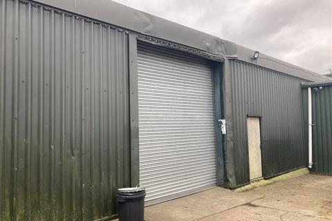 Industrial unit to rent, Pytchley Lodge Rd, Pytchley Lodge Industrial Est, Kettering, Northants, NN15