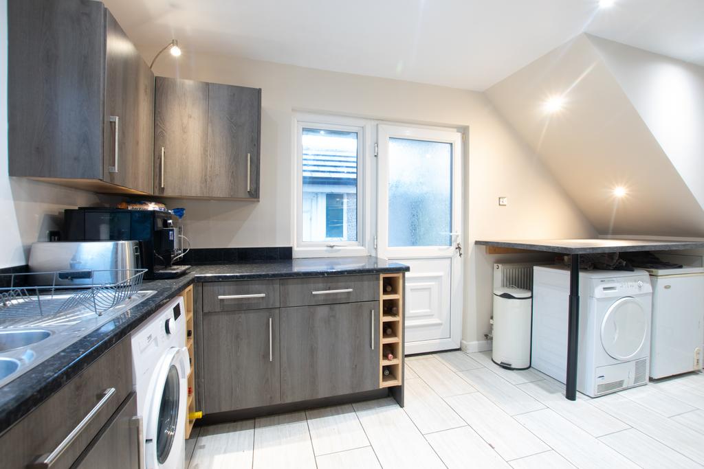Kitchen2