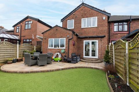 2 bedroom semi-detached house for sale, Wellfield Street, Warrington, WA5