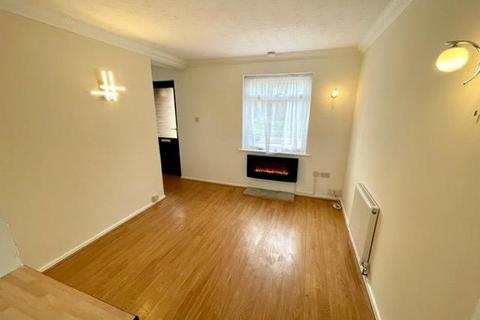 1 bedroom maisonette for sale, Bluebell Path, Wiltshire SN25