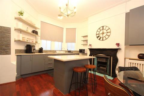 3 bedroom apartment for sale, Hillfield Park, London, N10