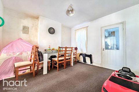 3 bedroom terraced house for sale, Kitchener Road, Ipswich