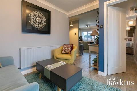 16 Branscombe Drive, Wootton Bassett, Swindon, SN4 8HP