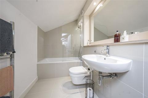 Flat 6, 67 Strathmore Road, Teddington, TW11 8UH
