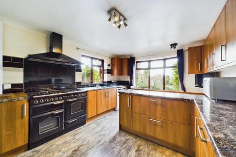 5 bedroom house for sale, Langhorn Road, Southampton