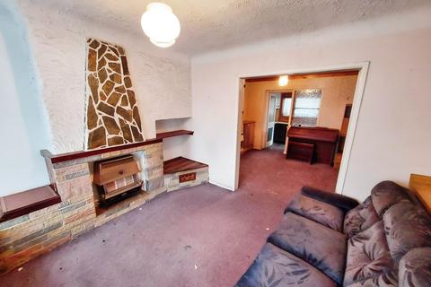 3 bedroom semi-detached house for sale, Breck Road, Eccles, M30