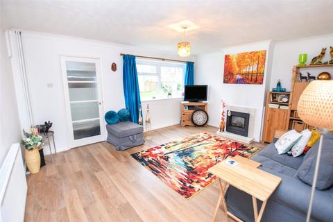 3 bedroom end of terrace house for sale, Pinewood Park, Hampshire GU14