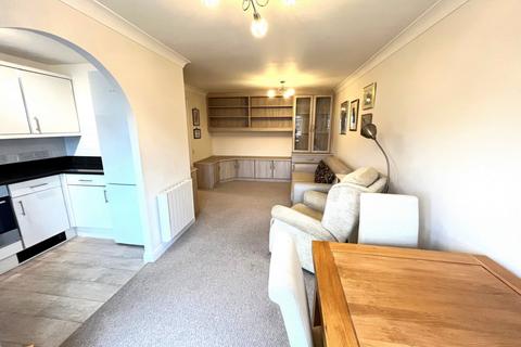 undefined, Cockfosters Road, Cockfosters, EN4