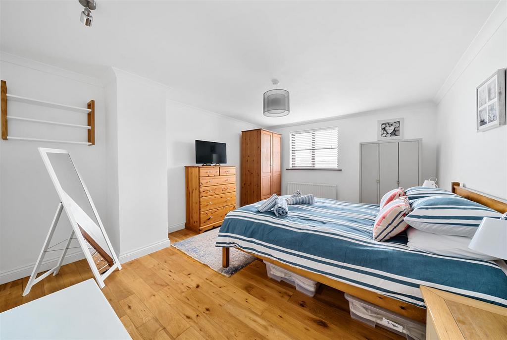 Bedroom Main
