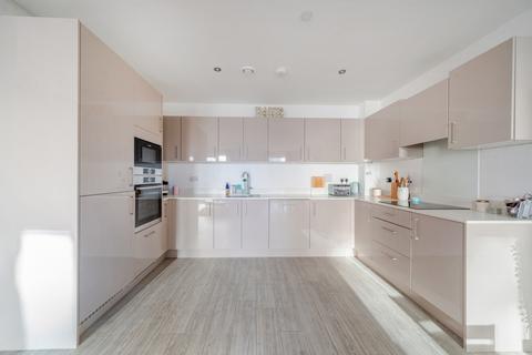 2 bedroom apartment for sale, Trinity Way, London