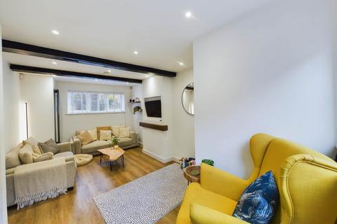 2 bedroom house for sale, Sun Square, Old Town