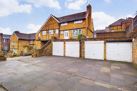 2 bedroom mews for sale, Sun Square, Old Town, HP1