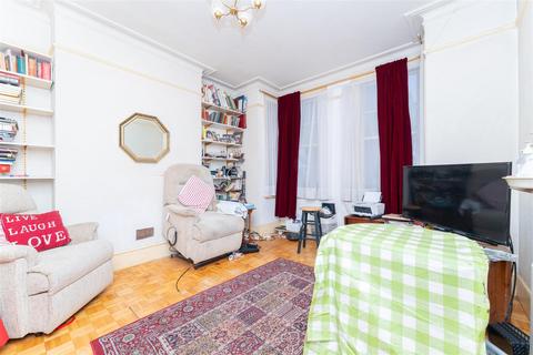 3 bedroom semi-detached house for sale, Mayfield Avenue, Northfields