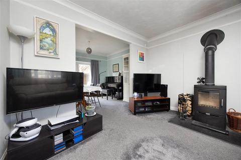 1 Drynham Road, Trowbridge, BA14 0PE