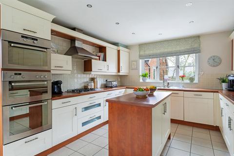 5 bedroom detached house for sale, Meadow House, 8 Wellcroft, Myddle, Shrewsbury, SY4 3RJ