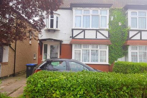 1 bedroom in a house share to rent, Paxford Road, Wembley HA0